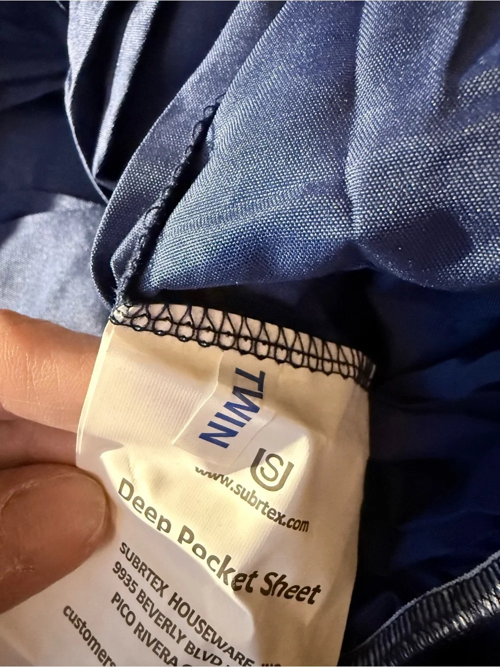 Subrtex Deep Pocket Fitted Sheet in Navy Microfiber Twin Size